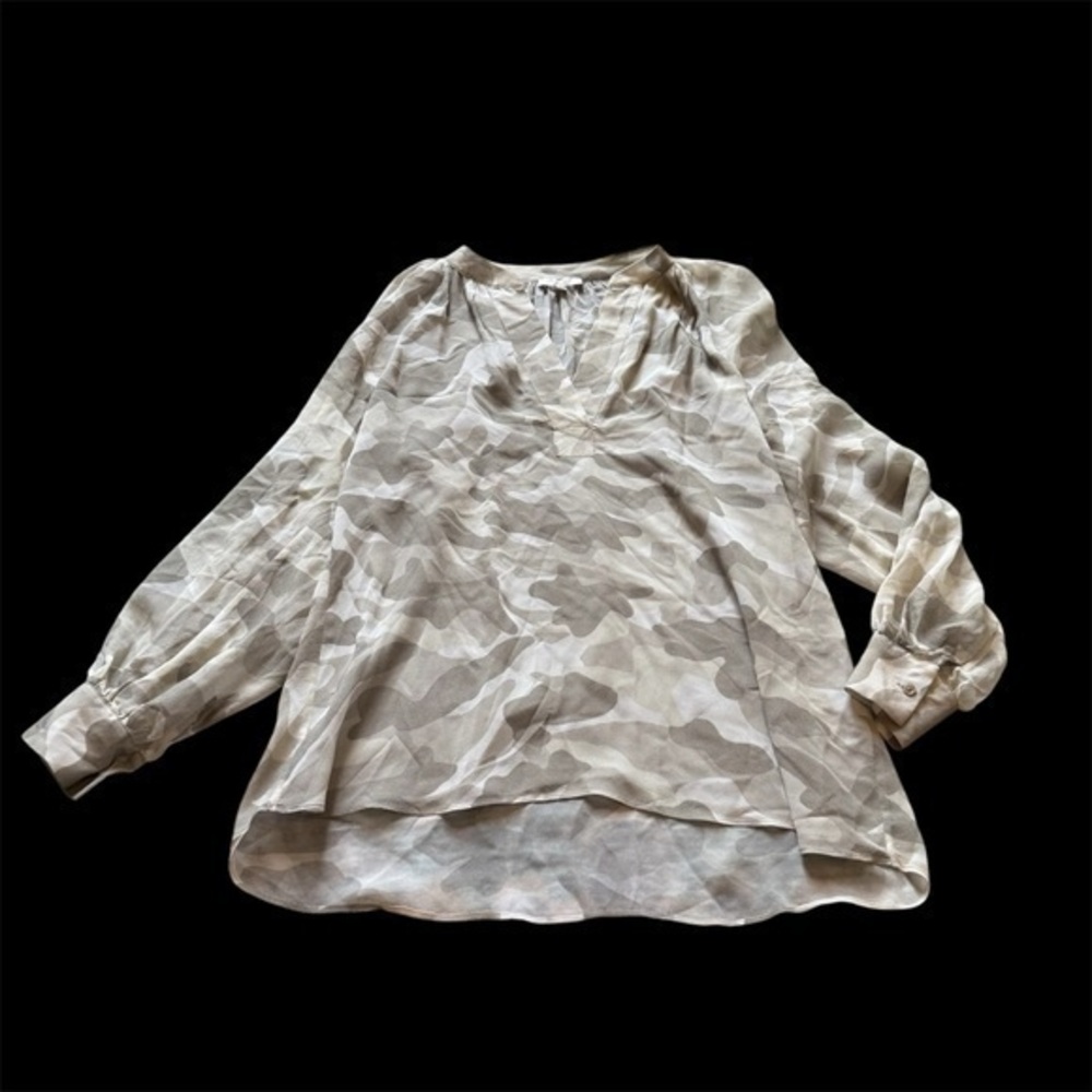 Cream and white camouflage Joie 100% silk flowy blouse